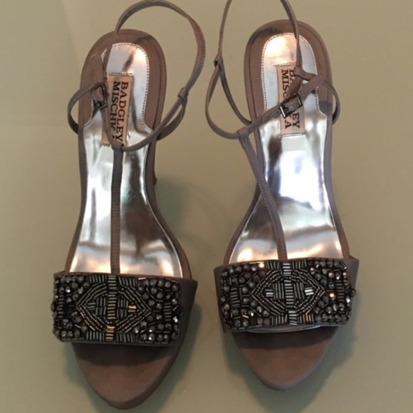 Badgley Mischka Amara Platform Crystal Beaded Ankle Strappy Heels Gray Satin - Picture 3 of 5